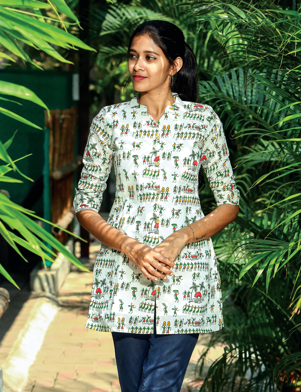 White Warli Kalamkari Crop Top for Women