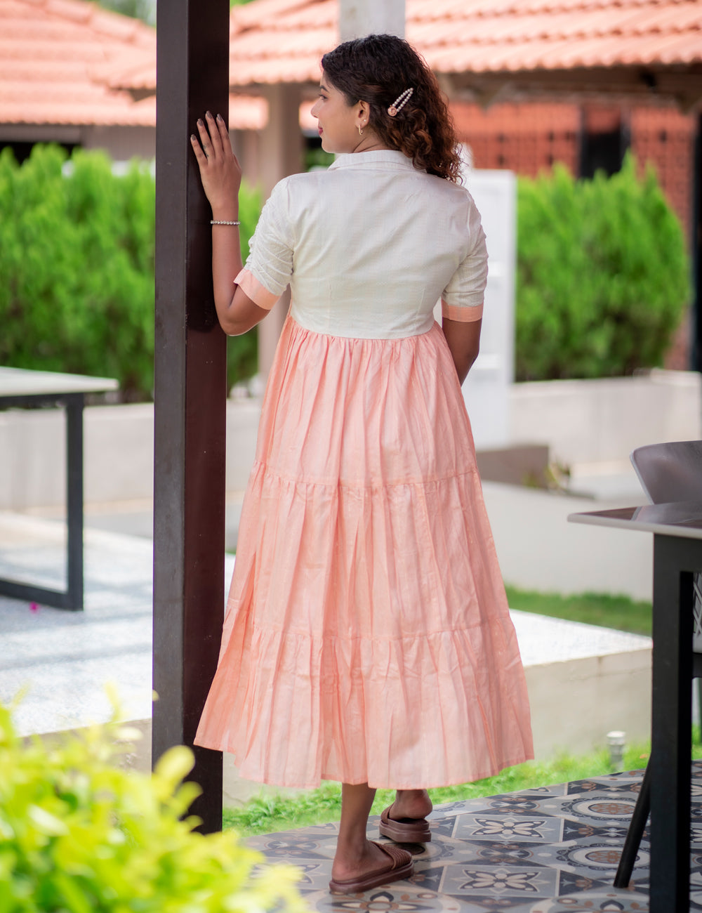 PEACH WITH OFF WHITE JAQUARD RIYAH MIDI DRESS