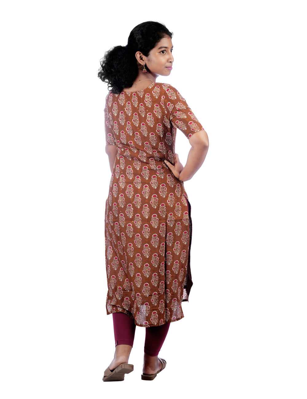 BROWN FLORAL PRINTED OVIYA STRAIGHT KURTI