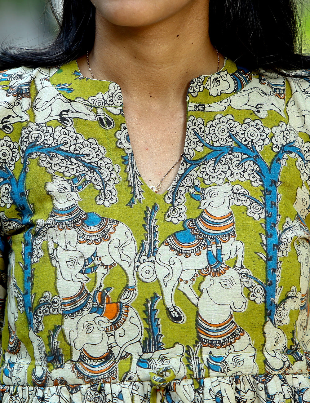 Mehandi Green Varnika Pen Kalamkari Crop Top for Women