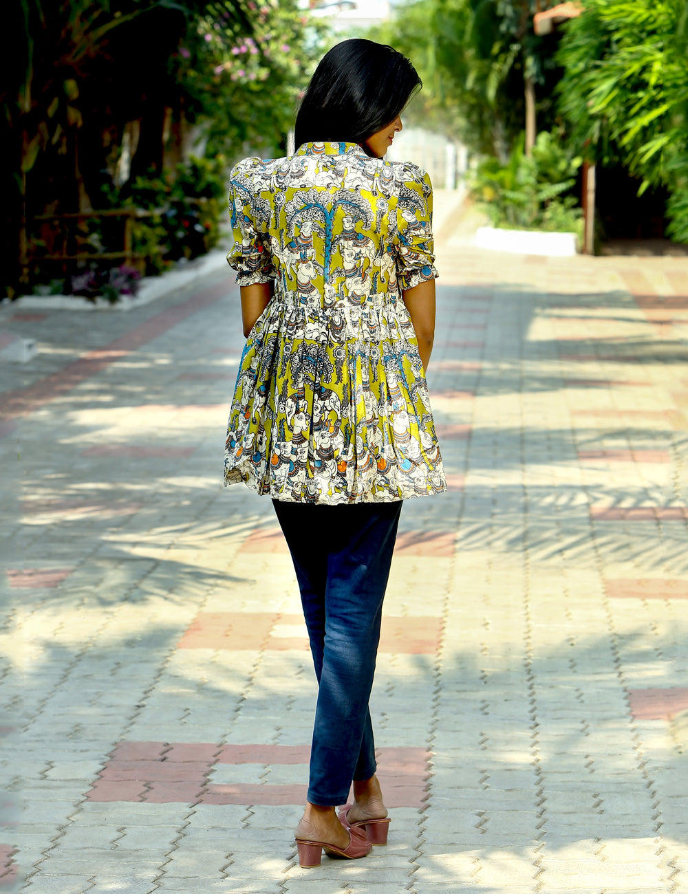 Mehandi Green Varnika Pen Kalamkari Crop Top for Women