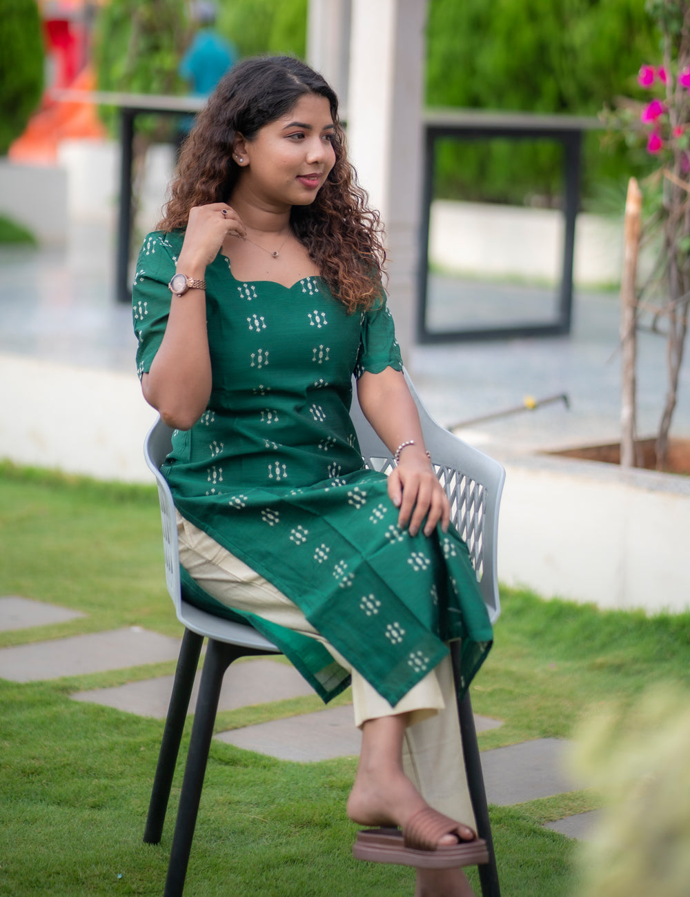 BOTTLE GREEN RAWSILK VRUKSHA 2 PCS KURTI SET