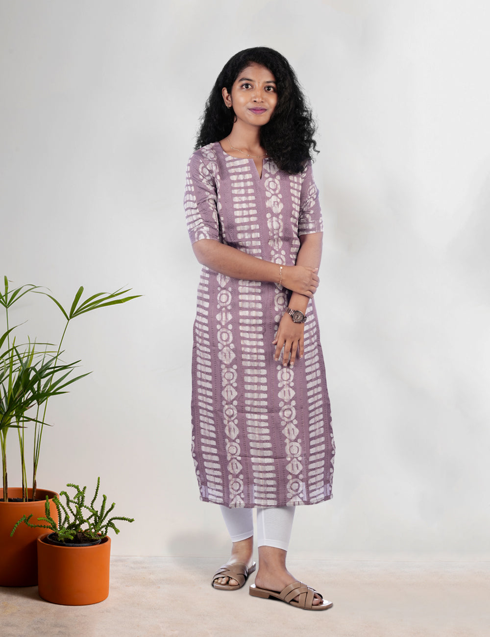 LAVENDOR BATIK PRINTED RASHMI STRAIGHT KURTI