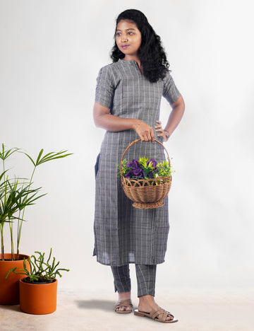 GREY CHECKED SMERA KURTI / CO-ORD SET